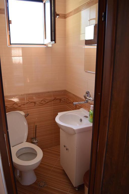 Guest Rooms Profirov Zlatograd Eksteriør billede